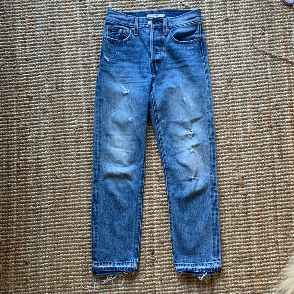 Levi Wedgie Straight Denim cropped